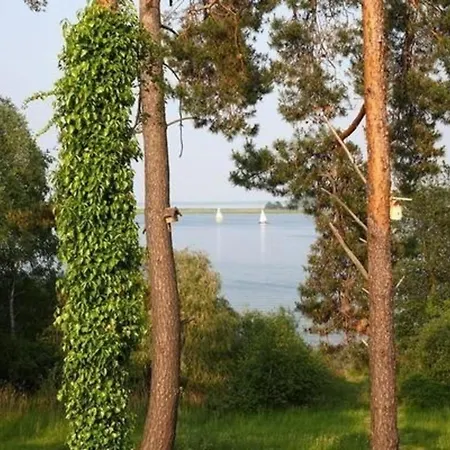 In Röbelmüritz Mit Garten Und Grill Und Seeblick Apartment