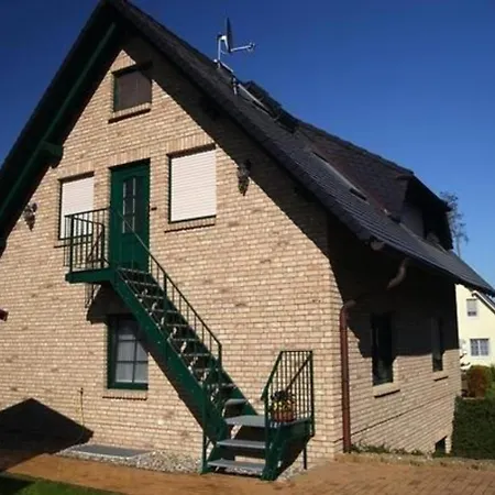 In Röbelmüritz Mit Garten Und Grill Und Seeblick Apartment *